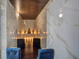 The Luxe Lodge Escape