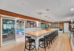 Riverfront Lodge with Indoor Pool & Hot Tub