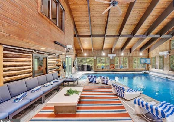 Riverfront Lodge with Indoor Pool & Hot Tub